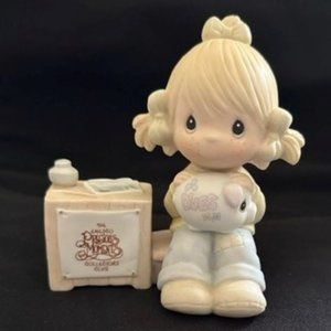 Precious Moments Collectors Club “Join in the Blessings”